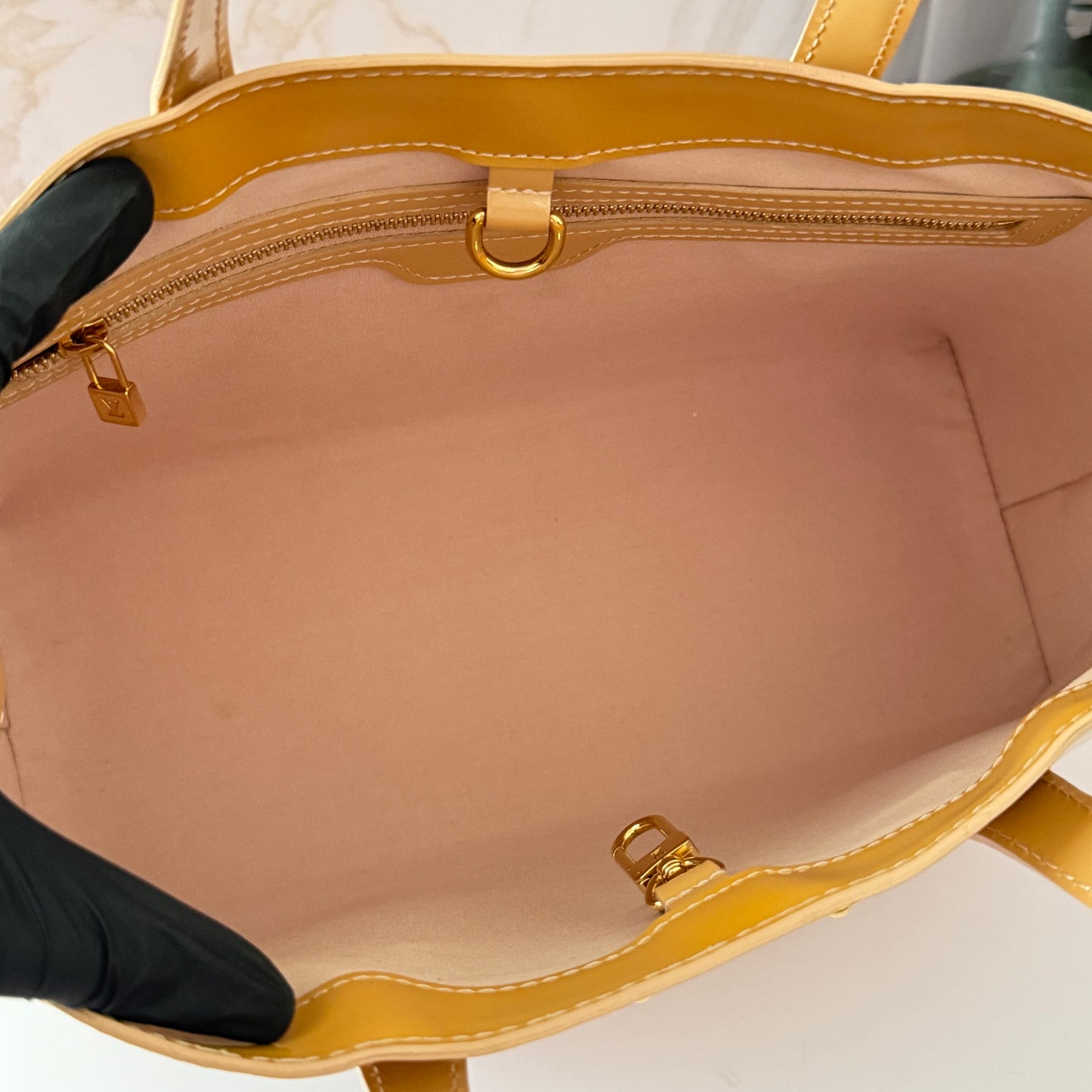 Louis Vuitton Wilshire PM