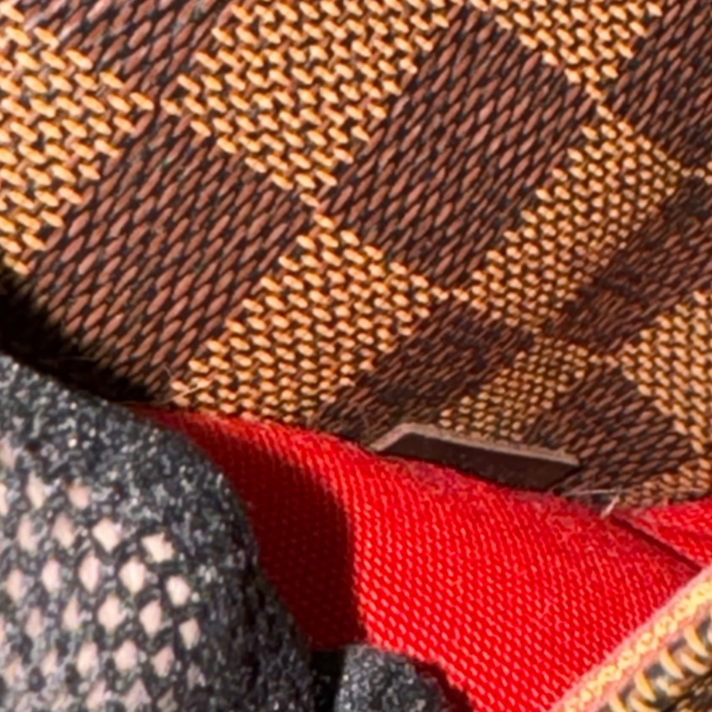 Louis Vuitton Totally MM Damier