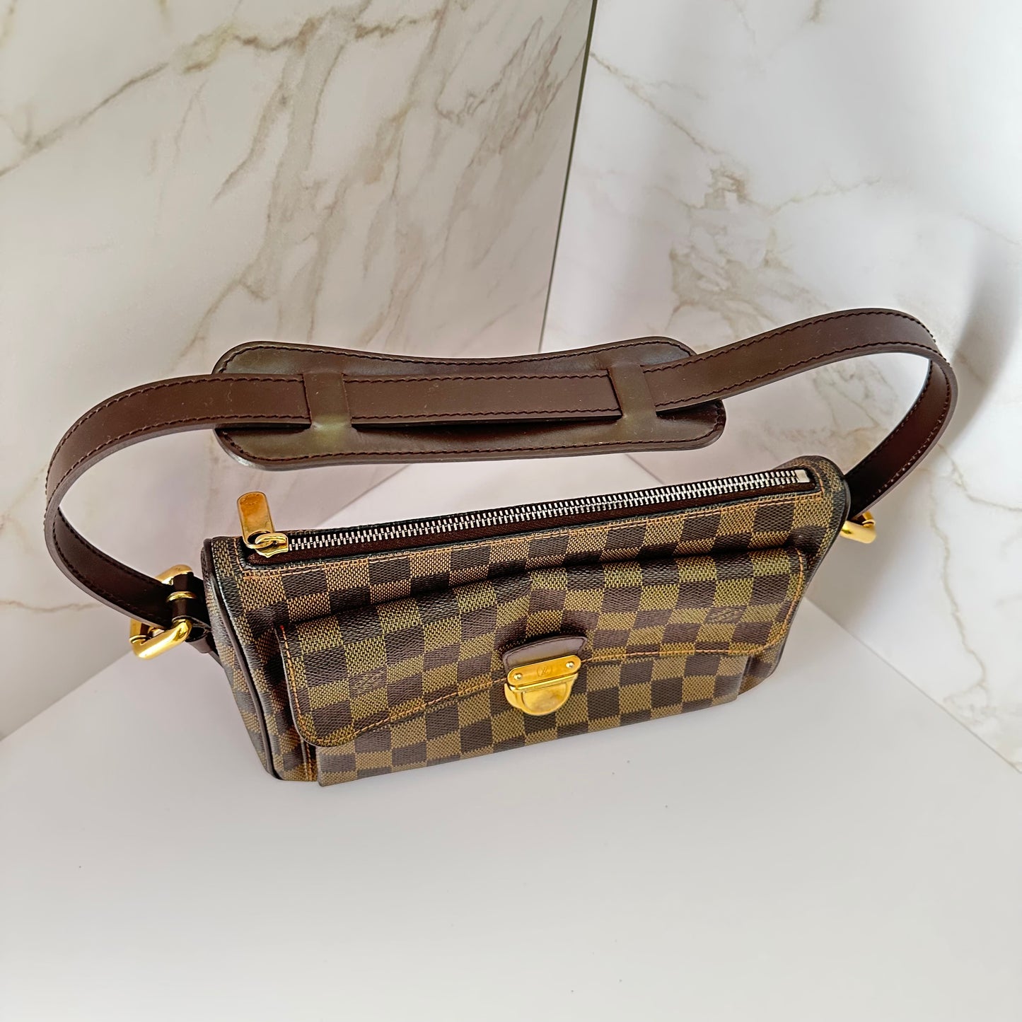 Pre-owned Louis Vuitton Lavello GM