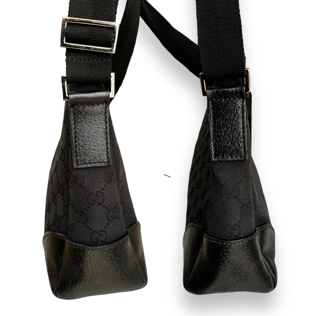Gucci GG web Canvas Black Shoulder bag