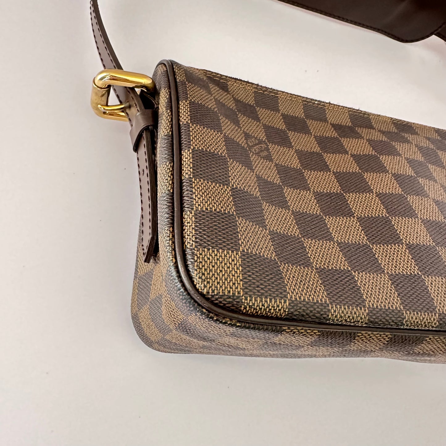 Pre-owned Louis Vuitton Lavello GM