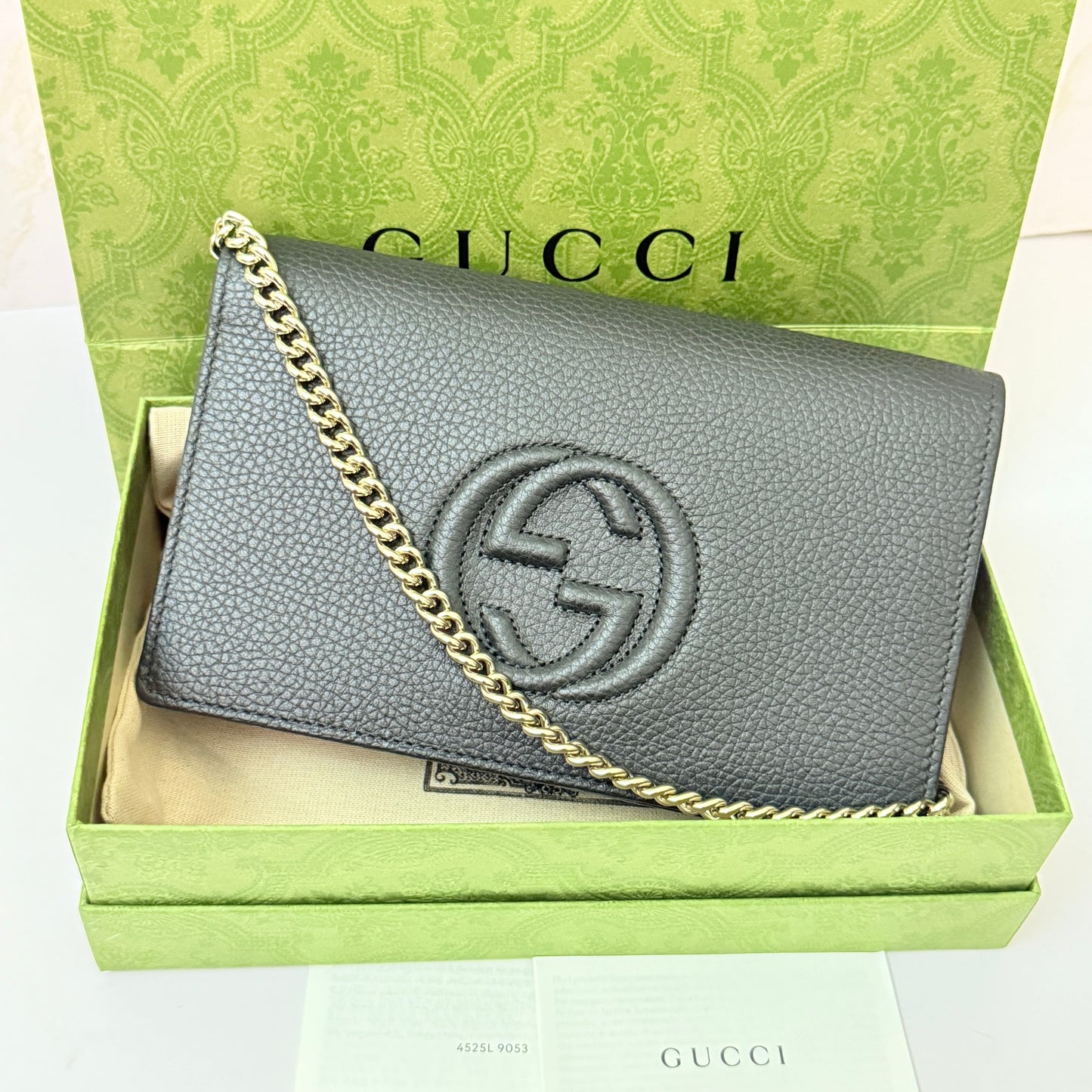 Gucci Soho Pebbled CalfSkin Chain Wallet Brand New