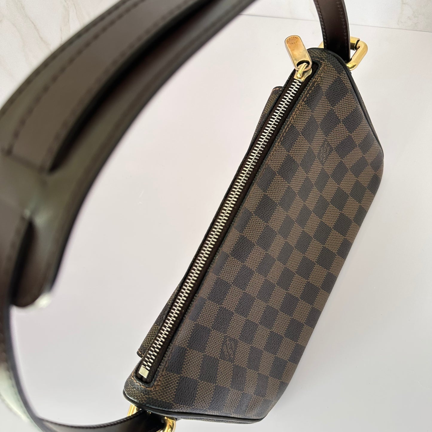 Pre-owned Louis Vuitton Lavello GM