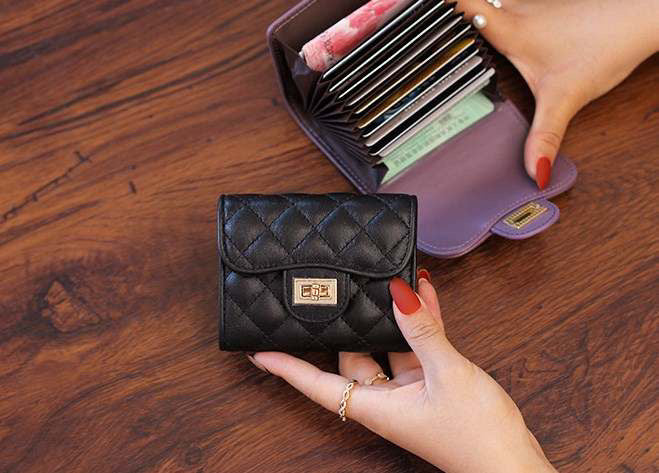 Shantal Wallet Organizer