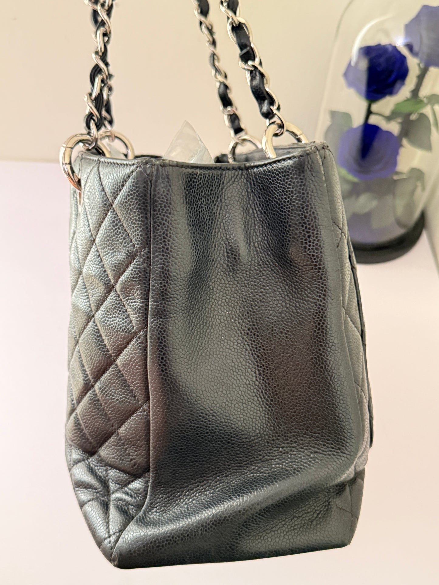 Preowned Chanel GST Caviar SHW