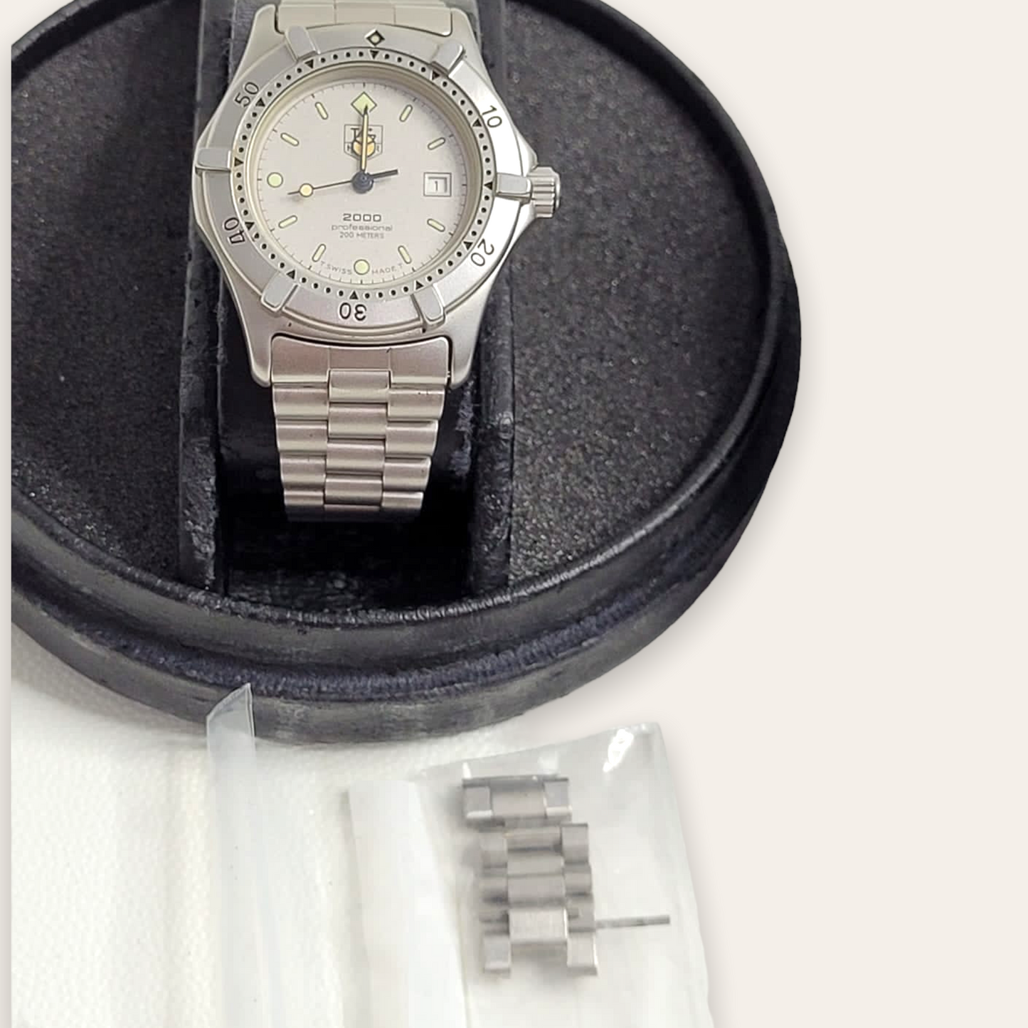 Tag Heuer 2000 Professional