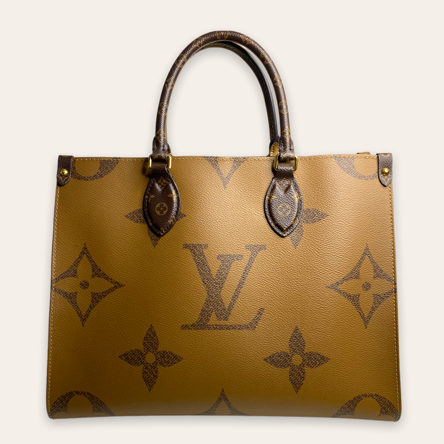 Brand New Louis Vuitton On The Go MM