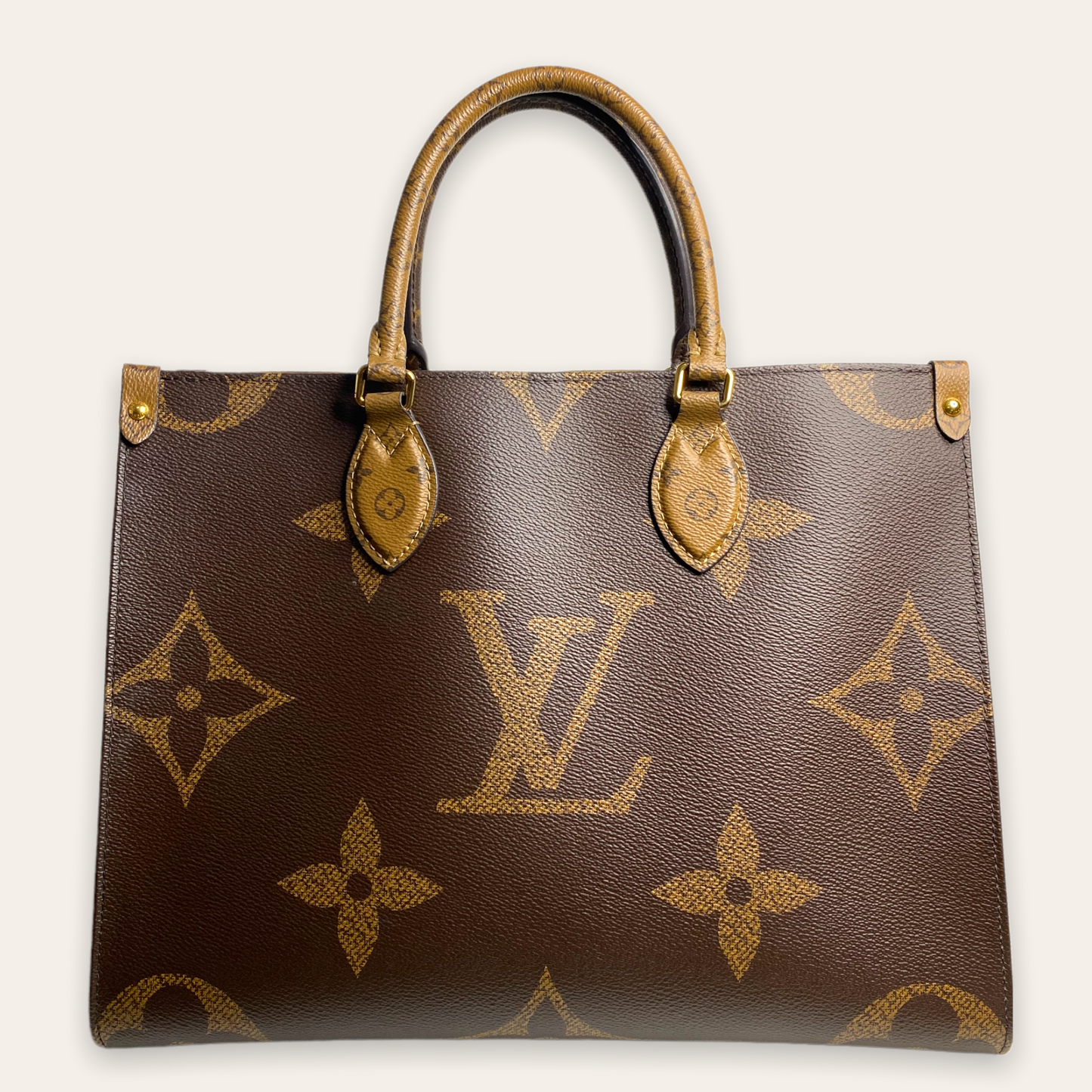Brand New Louis Vuitton On The Go MM