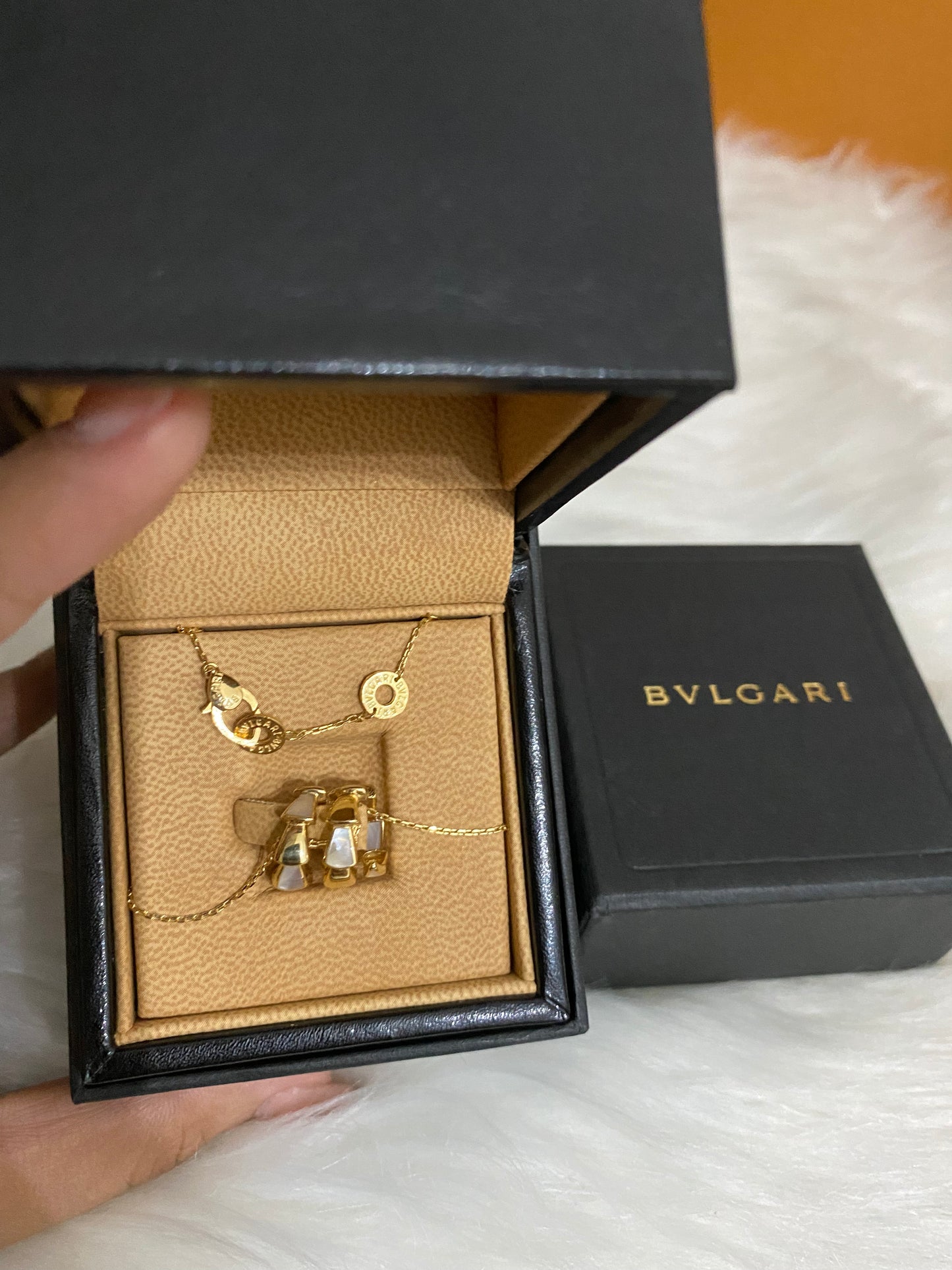 18k Serpentine Necklace