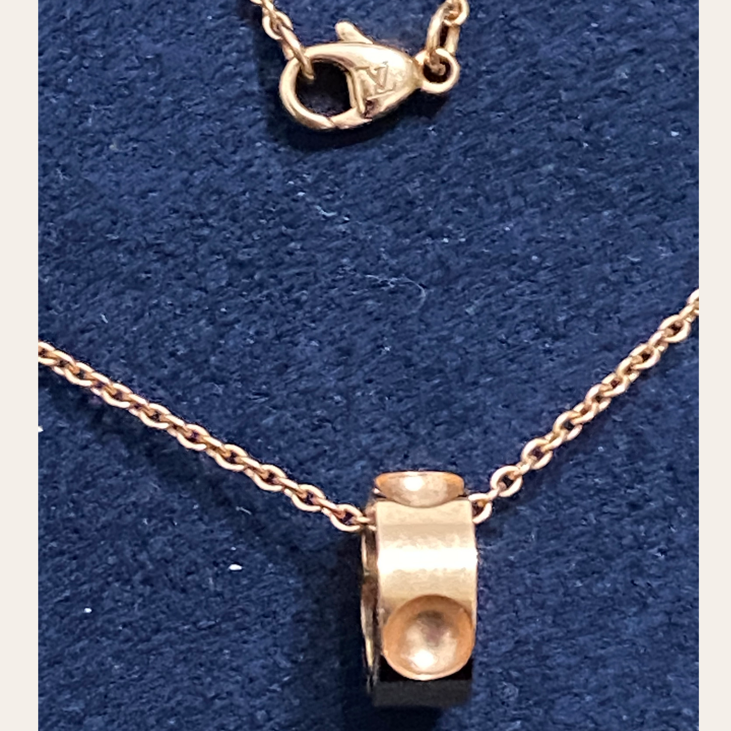 Louis Vuitton Empreinte Necklace Pink Gold