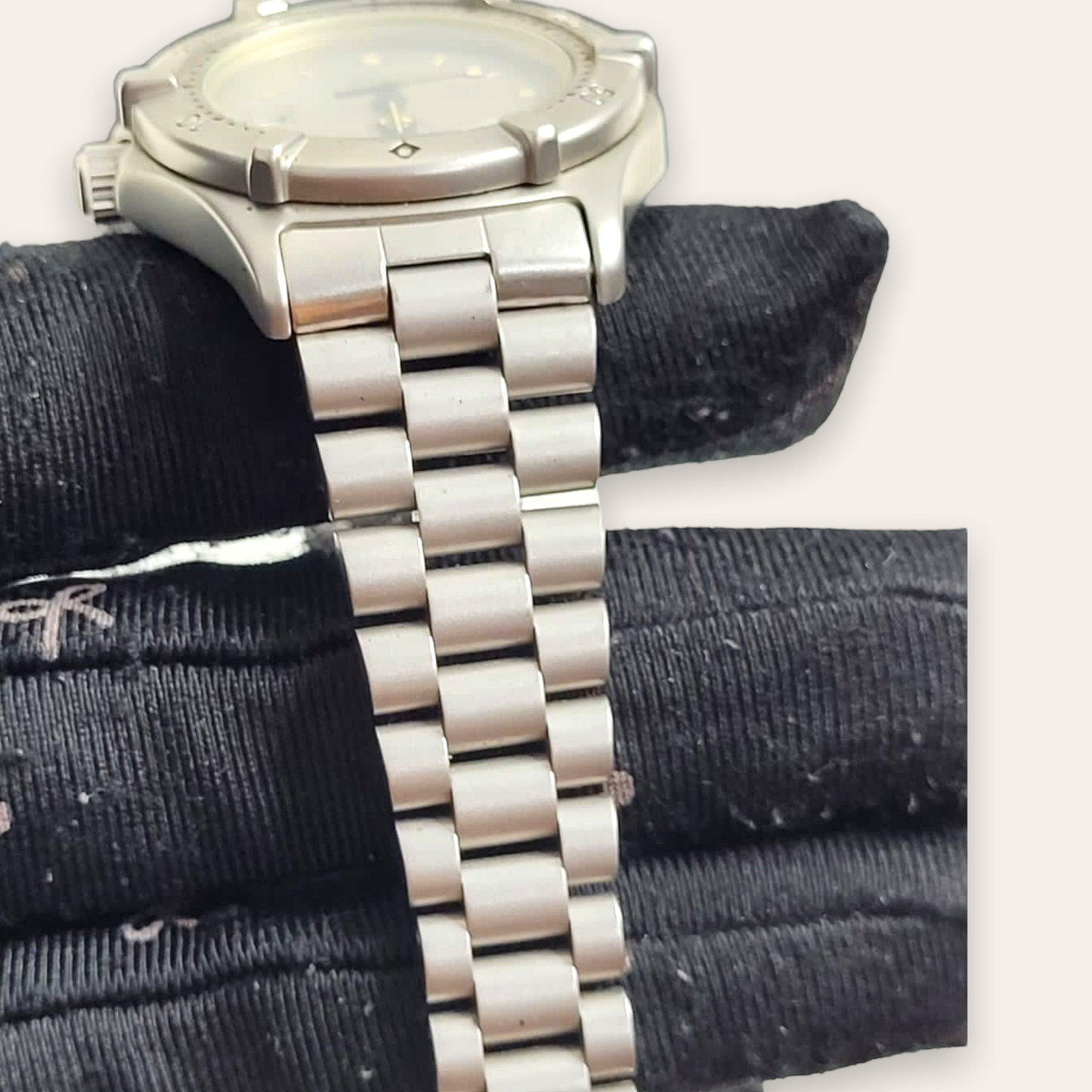 Tag Heuer 2000 Professional