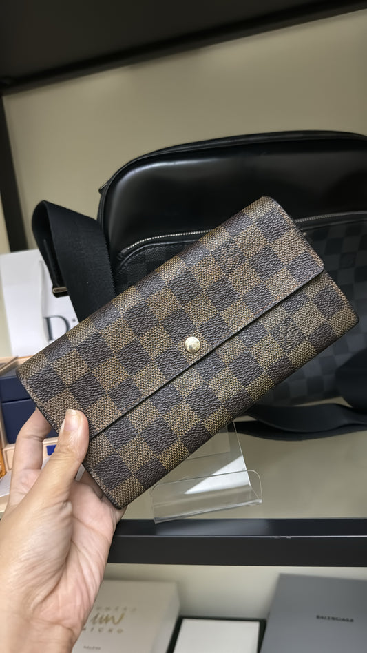 Lv