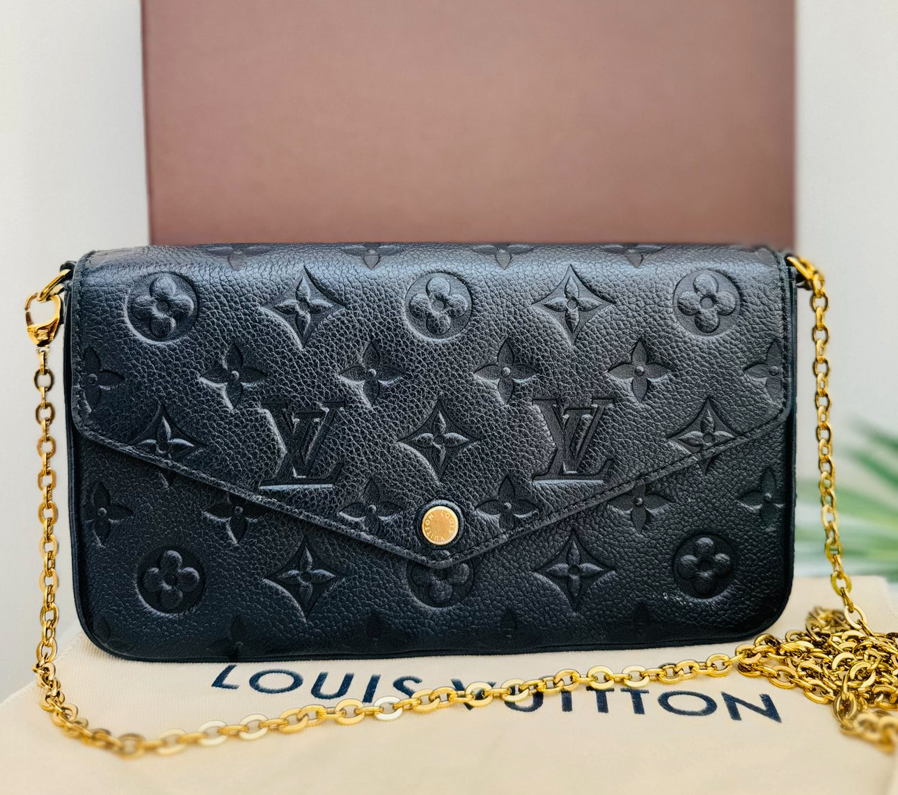 Pre-Owned Louis Vuitton Felicie Empriente Noir