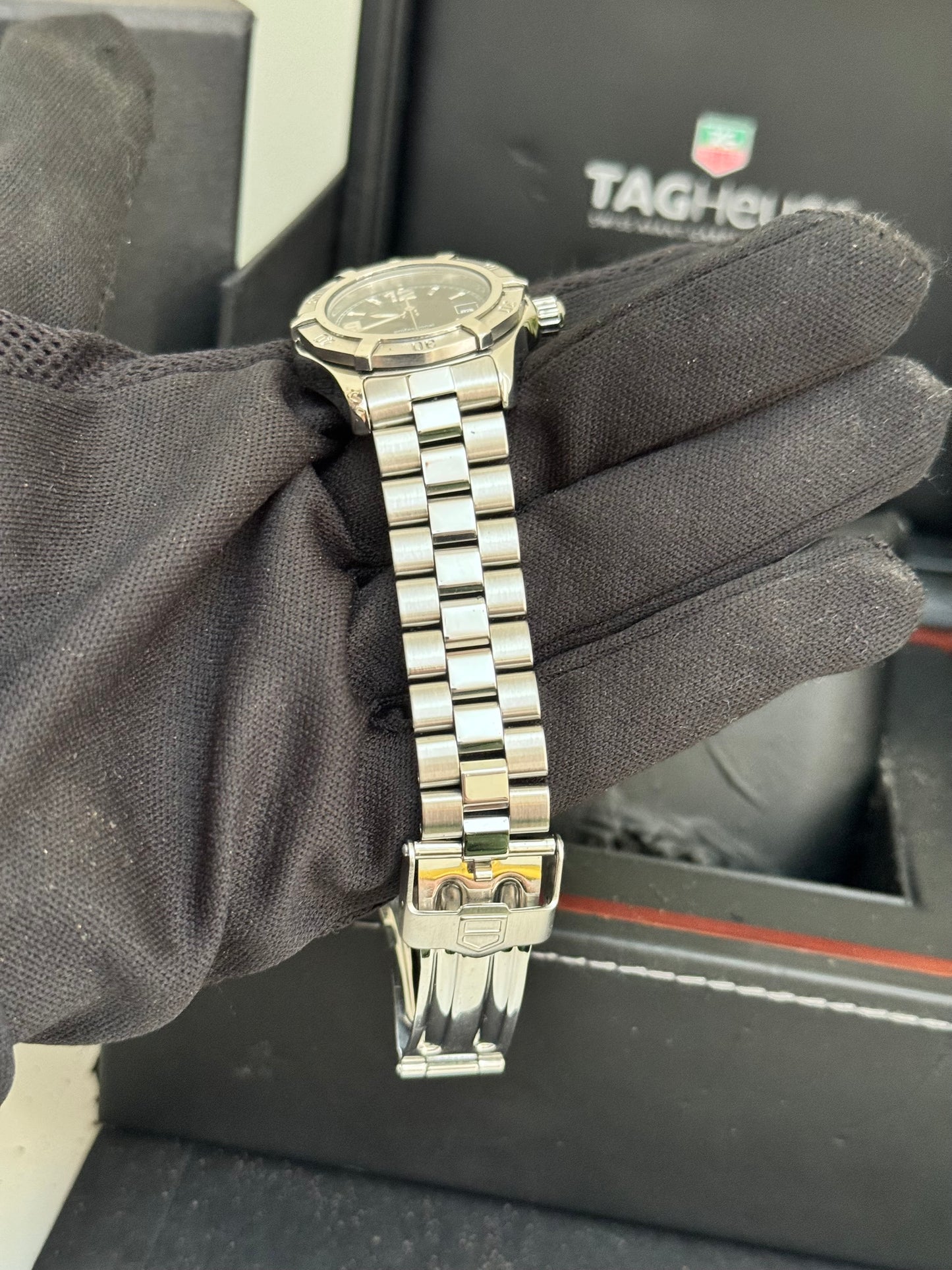 Tag Heuer Professional 200 M 28mm