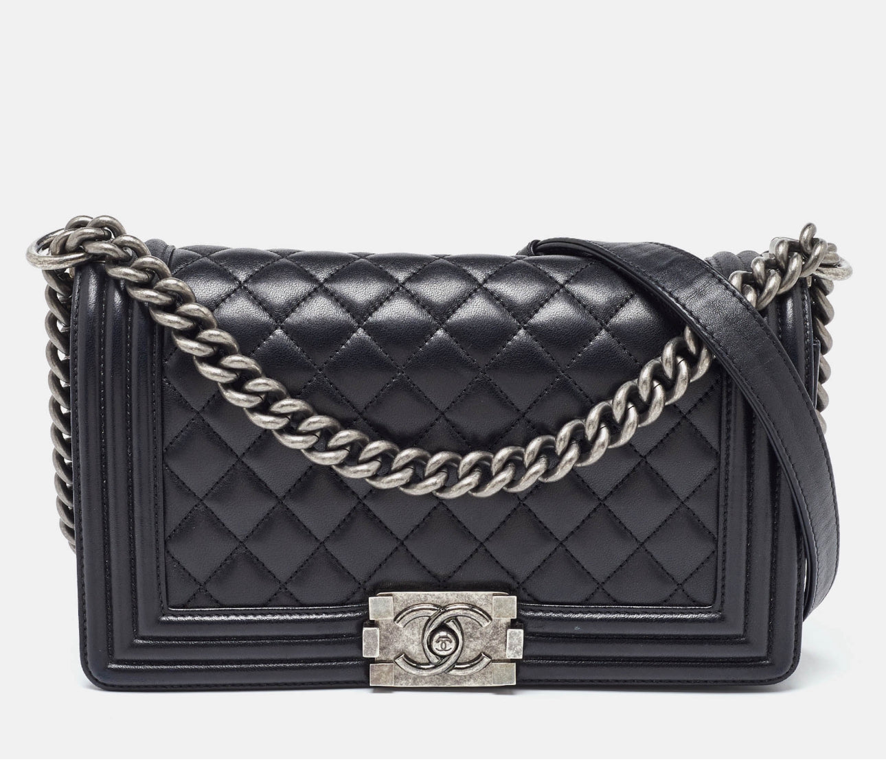 Pre-Owned Chanel Medium Le boy Quilted Lambskin