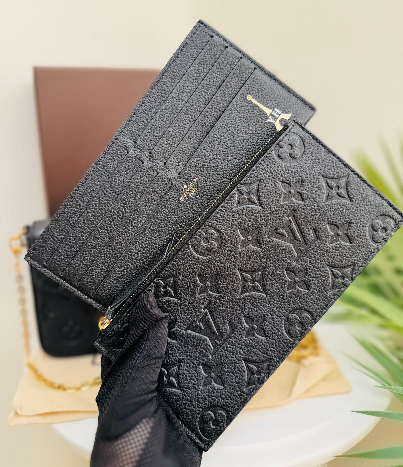 Pre-Owned Louis Vuitton Felicie Empriente Noir