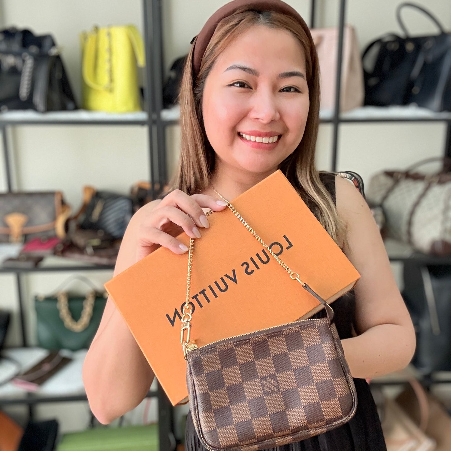 Brand New Louis Vuitton mini Pochette Accessories