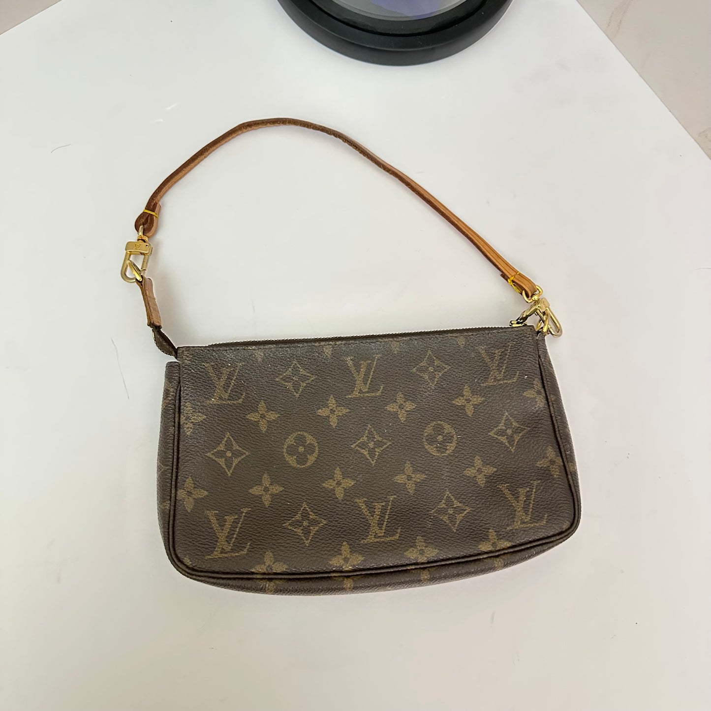 Pre-owned Louis Vuitton Pochette Accessories