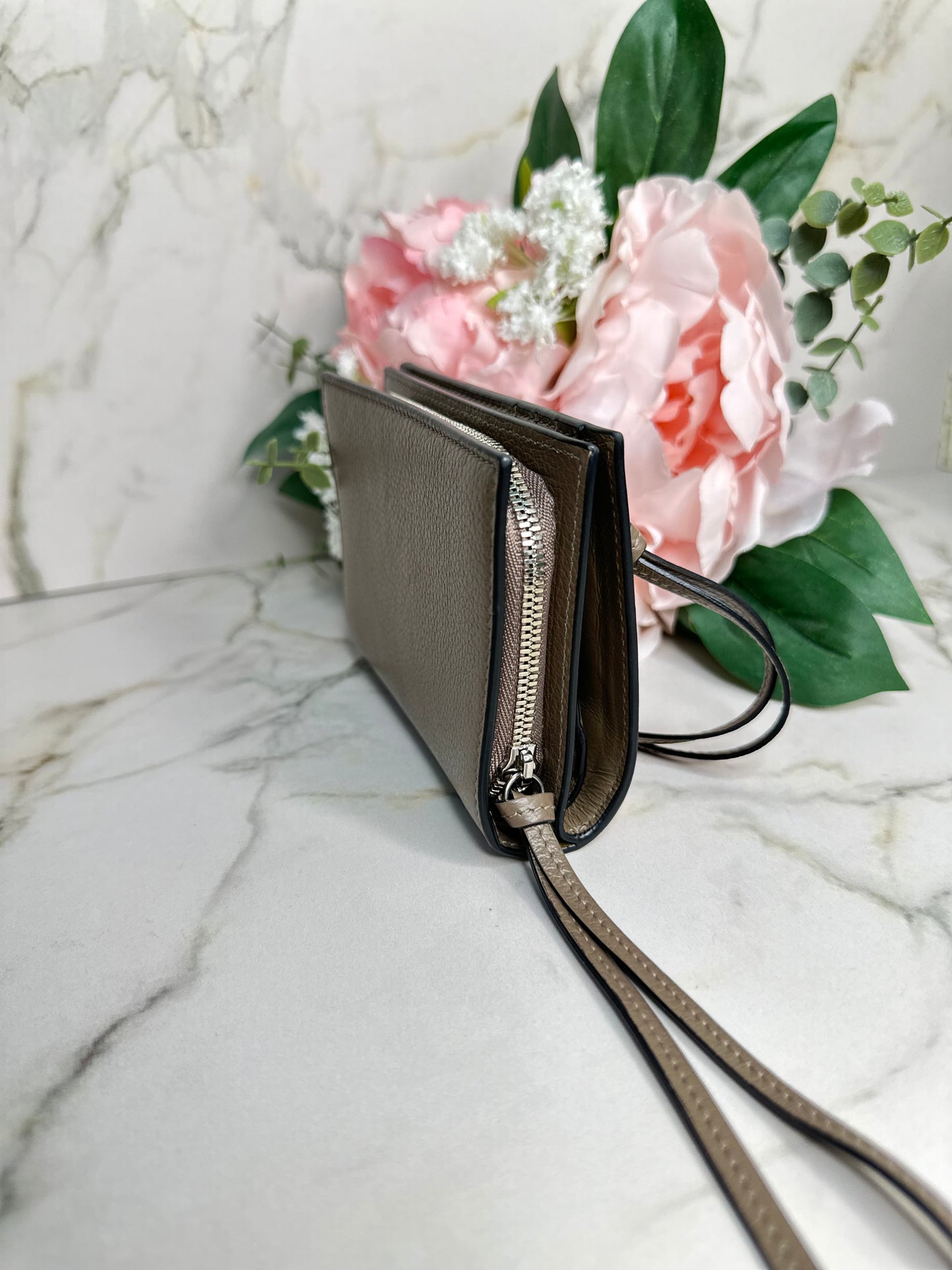 Pre-owned Balenciaga Neo Wallet Taupe