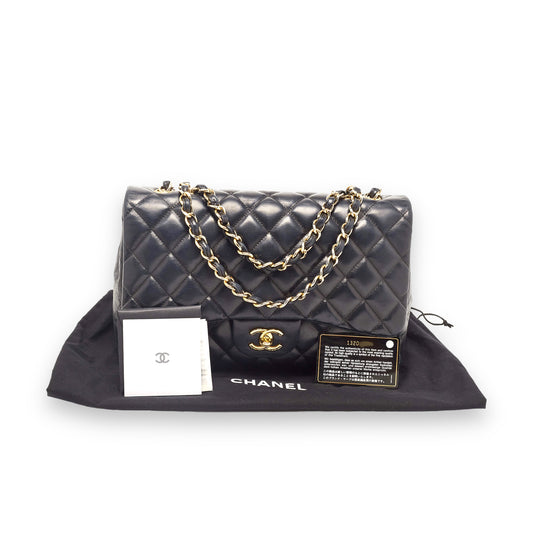 Chanel Single Flap Bag Classic Lambskin Jumbo
